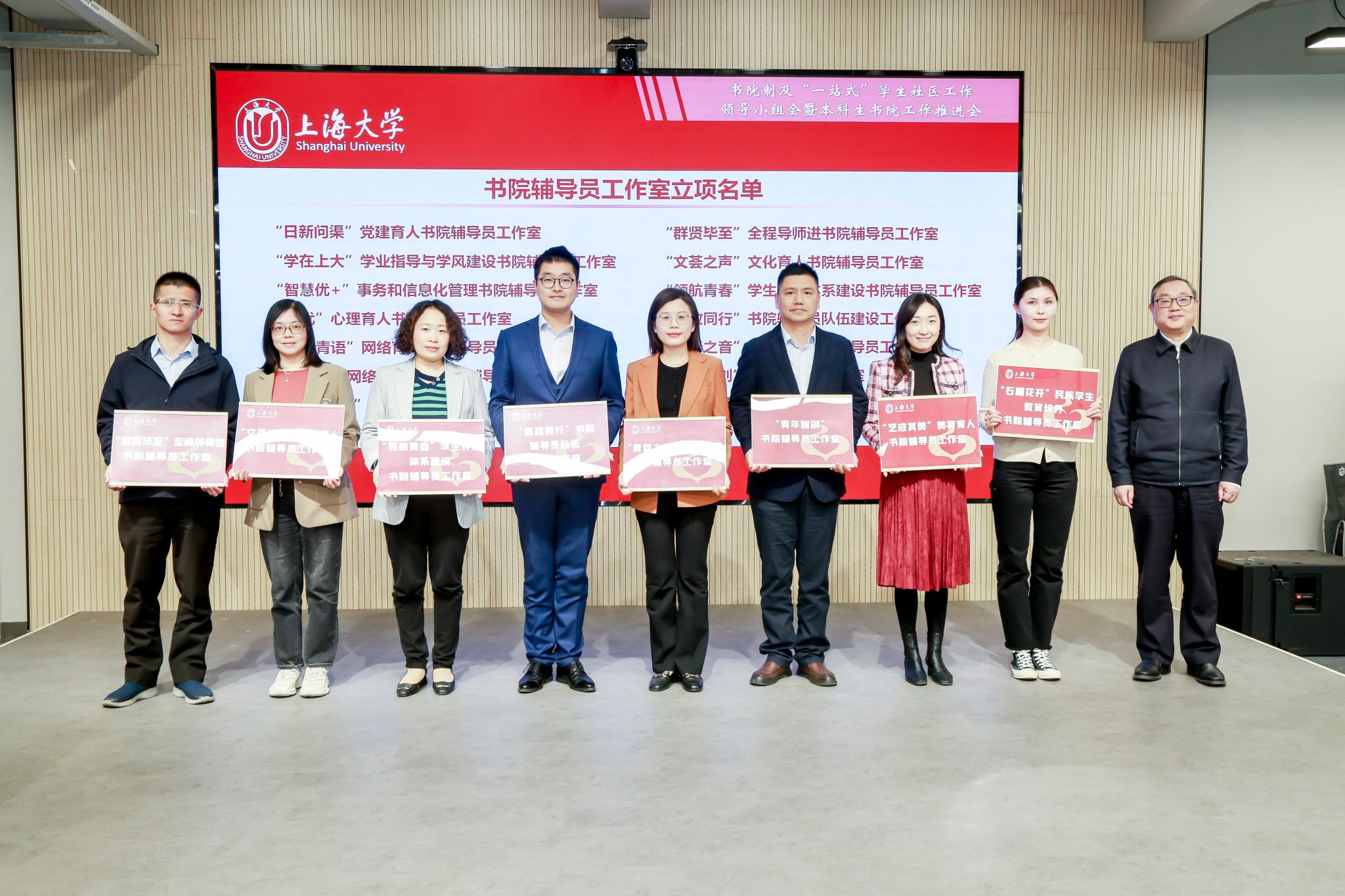 787B2286.jpg 787B2286.jpg